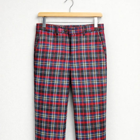 Cheque trouser for school children